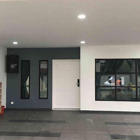22Pax :Taman Pelangi Party House Nearby Midvelly Vila Johor Bahru Exterior foto