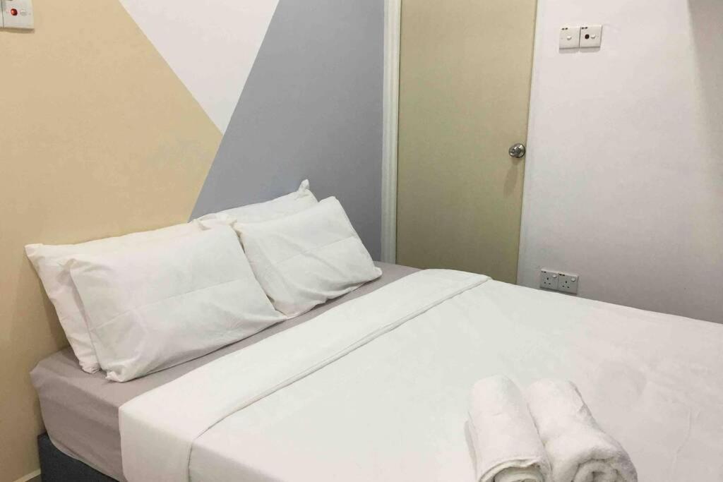 22Pax :Taman Pelangi Party House Nearby Midvelly Vila Johor Bahru Exterior foto