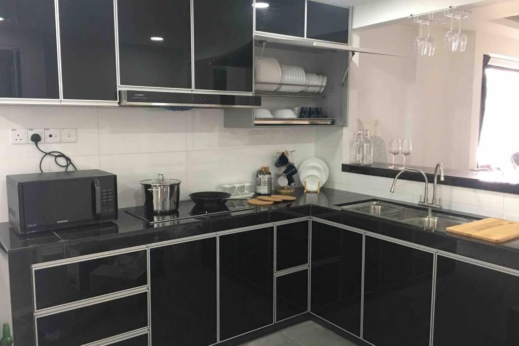 22Pax :Taman Pelangi Party House Nearby Midvelly Vila Johor Bahru Exterior foto
