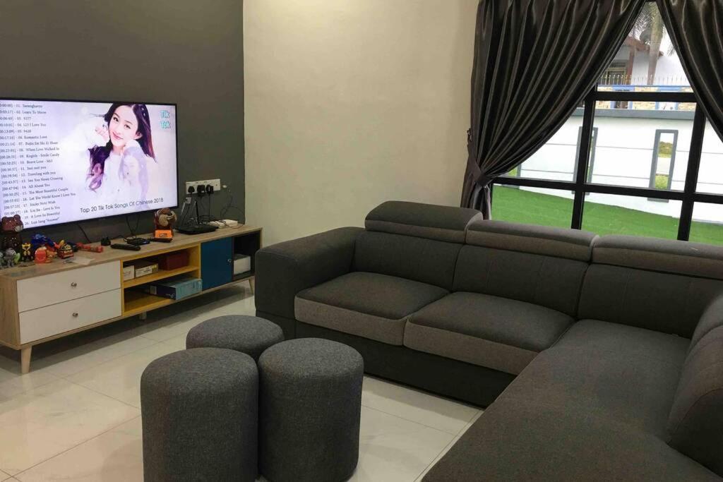 22Pax :Taman Pelangi Party House Nearby Midvelly Vila Johor Bahru Exterior foto