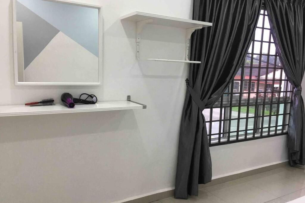 22Pax :Taman Pelangi Party House Nearby Midvelly Vila Johor Bahru Exterior foto